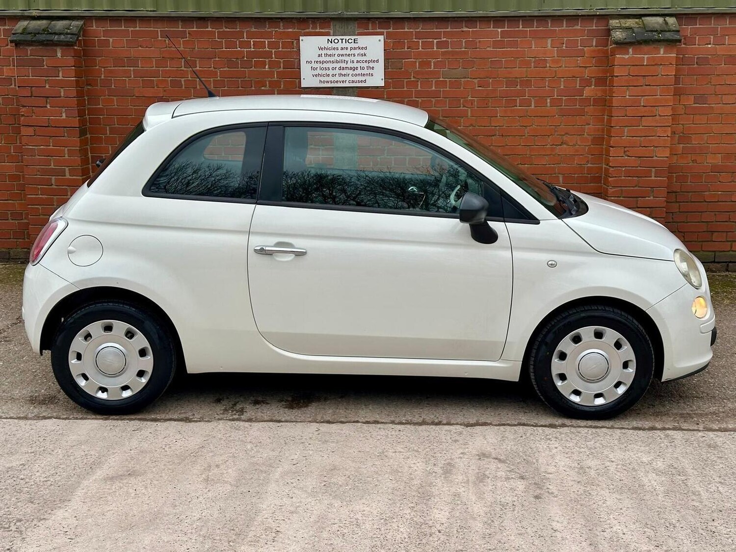 Used Fiat 500 2010 for sale - 77694265: Photo 24