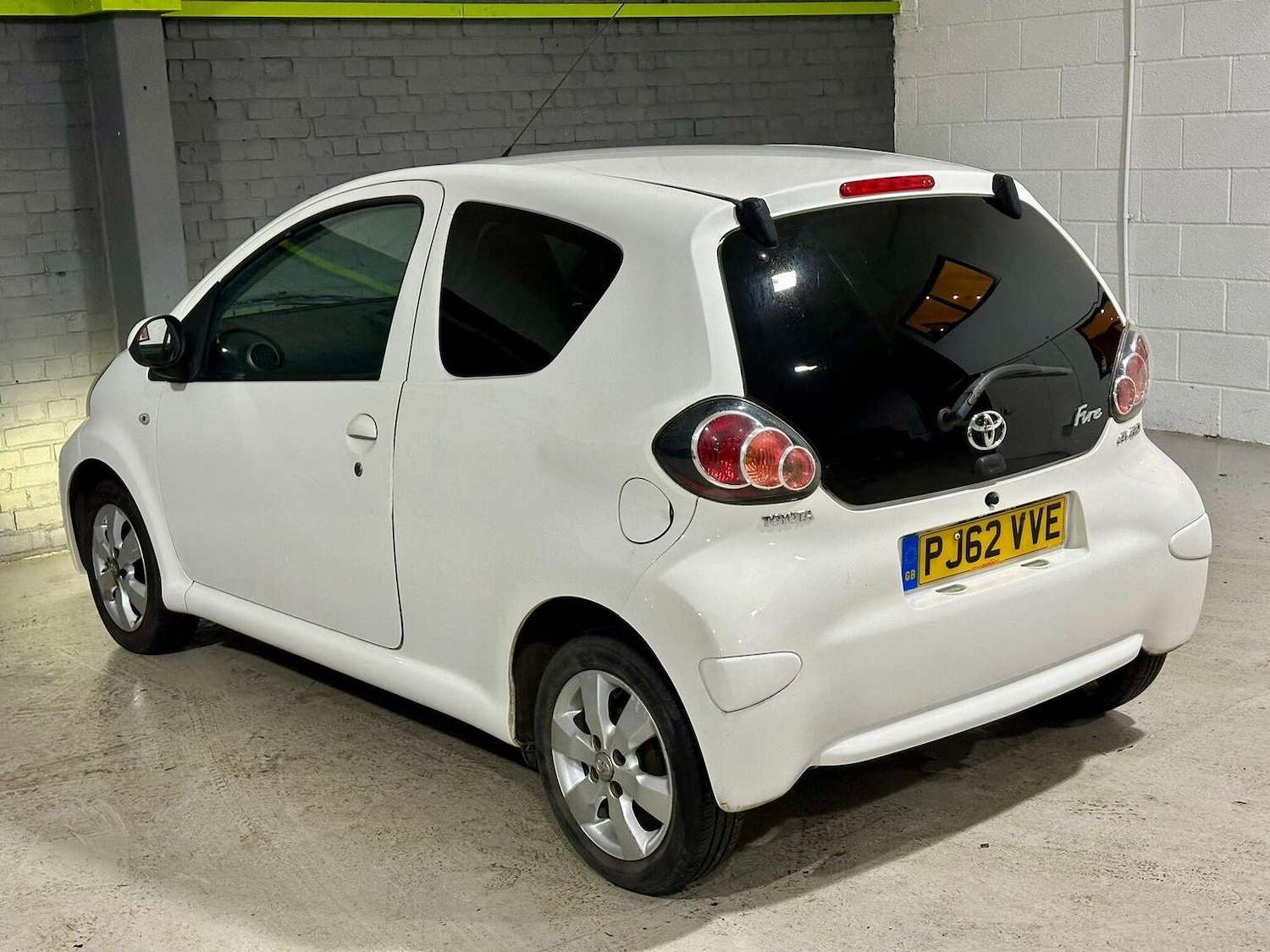 Used Toyota AYGO 2013 for sale - 77296810: Photo 11