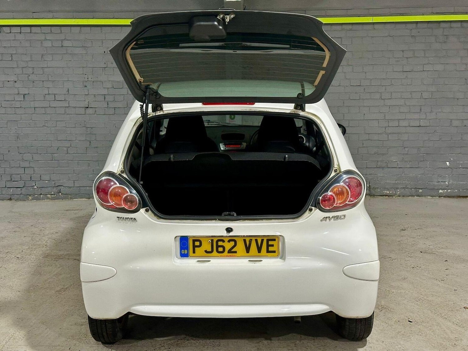 Used Toyota AYGO 2013 for sale - 77296810: Photo 16