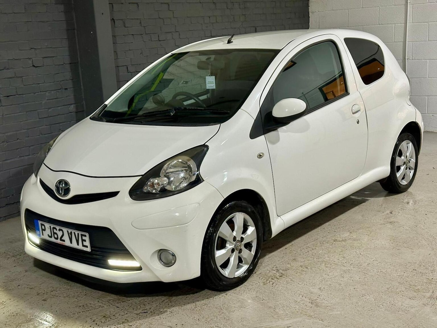 Used Toyota AYGO 2013 for sale - 77296810: Photo 18