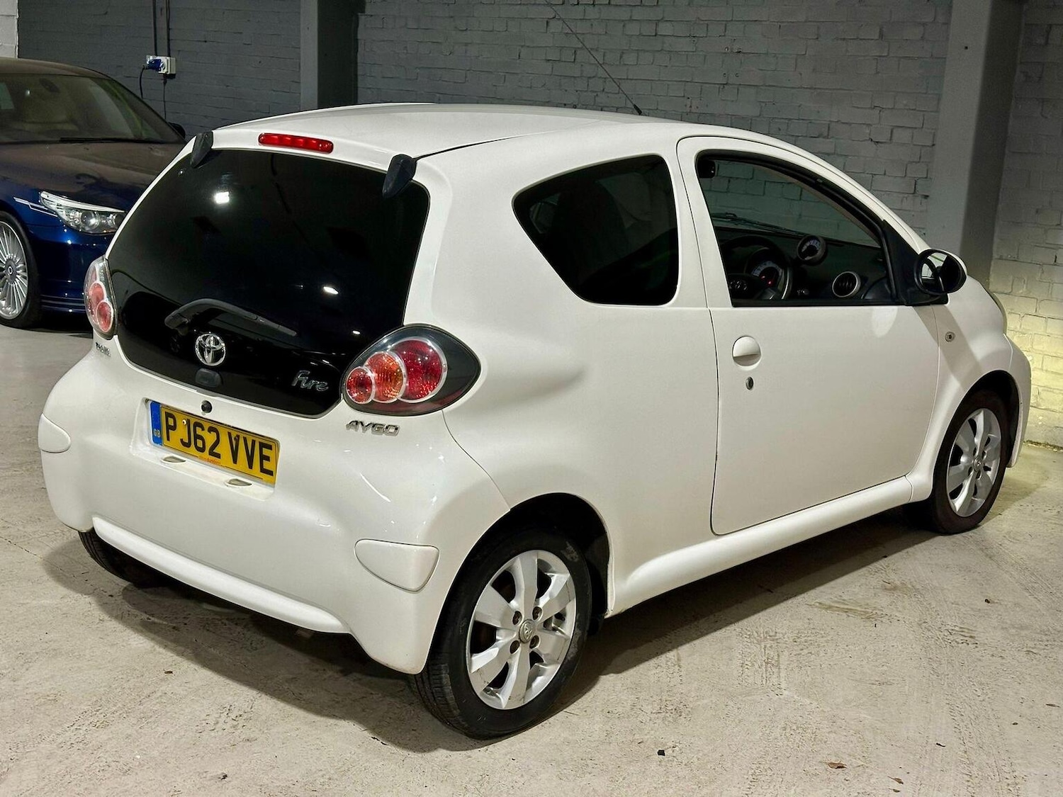 Used Toyota AYGO 2013 for sale - 77296810: Photo 23
