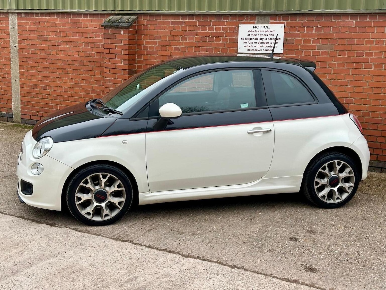 Used Fiat 500 2014 for sale - 77603392: Photo 11