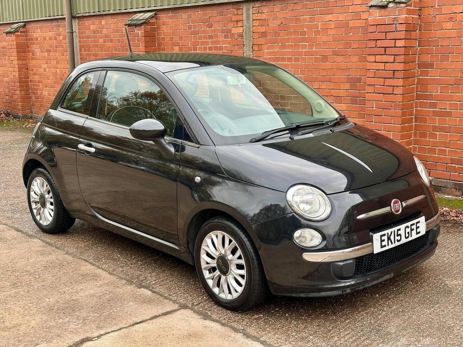 Used Fiat 500 2015 for sale - 76541616: Photo 2