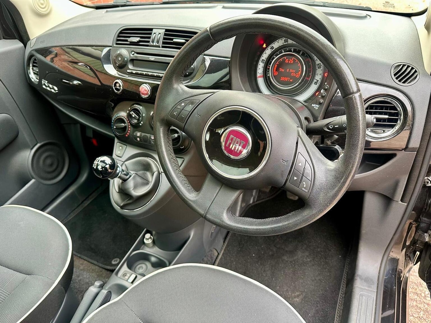 Used Fiat 500 2015 for sale - 76541616: Photo 5
