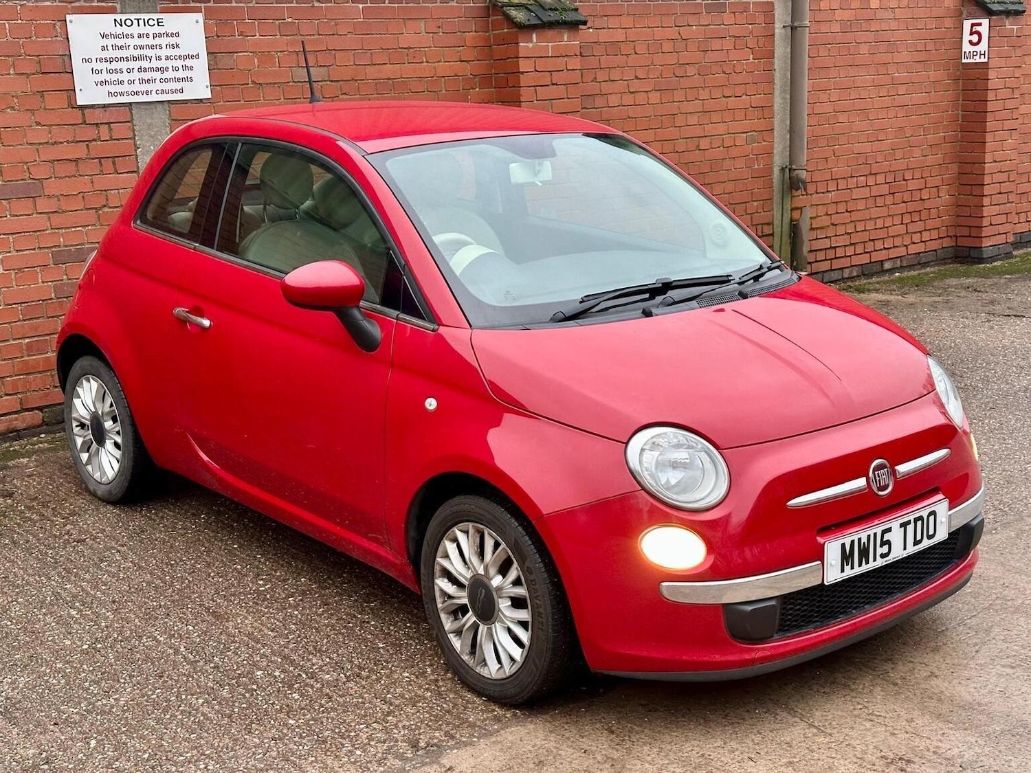 Used Fiat 500 2015 for sale - 77629087: Photo 2