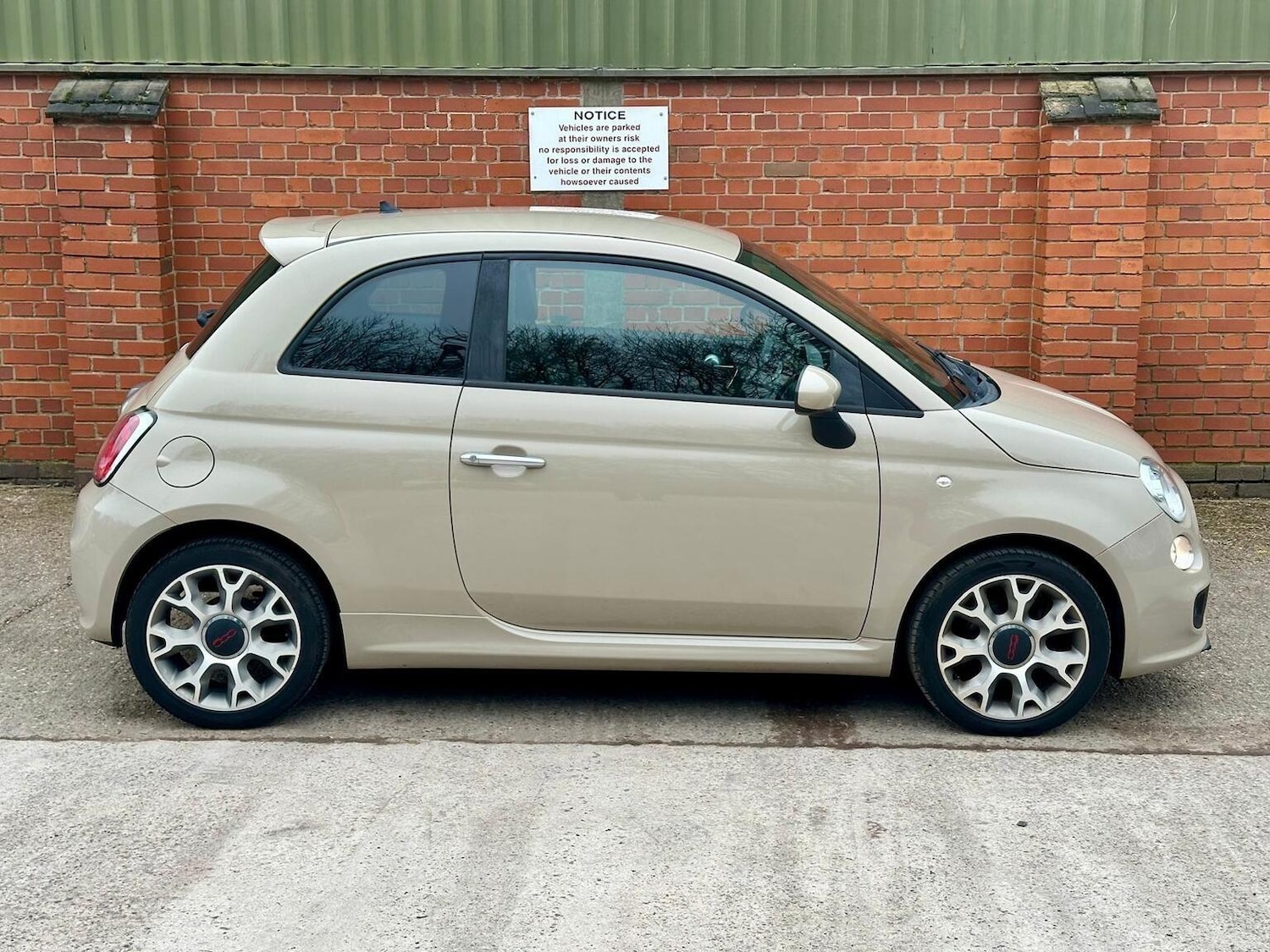 Used Fiat 500 2015 for sale - 77796872: Photo 11