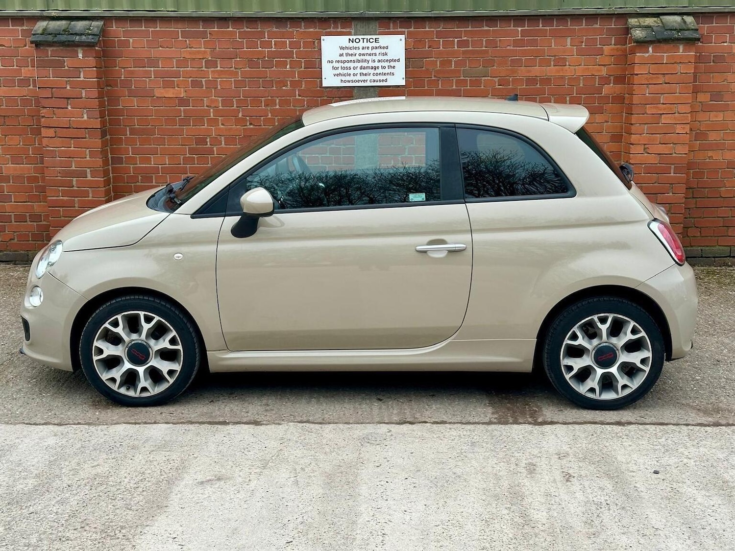 Used Fiat 500 2015 for sale - 77796872: Photo 21