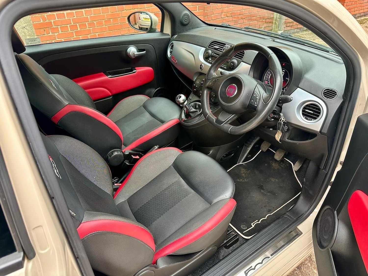 Used Fiat 500 2015 for sale - 77796872: Photo 3