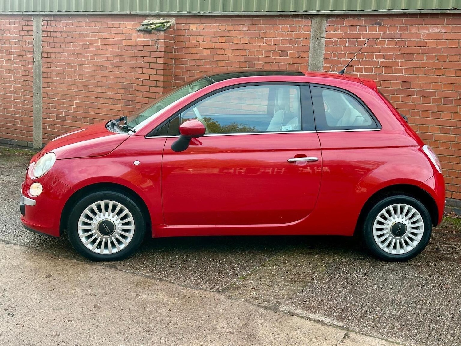 Used Fiat 500 2012 for sale - 76924479: Photo 16