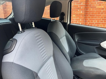 Used Ford Ka 2015 for sale - 78513716: Photo