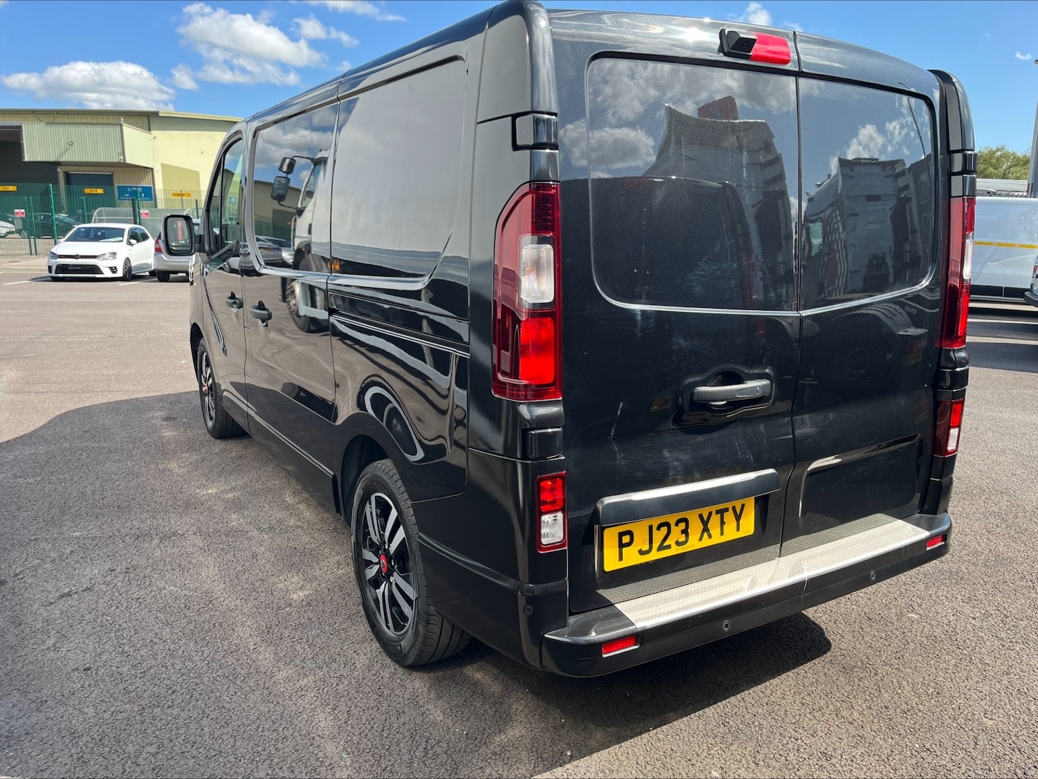 Used Renault Trafic 2023 for sale - 77023224: Photo 3