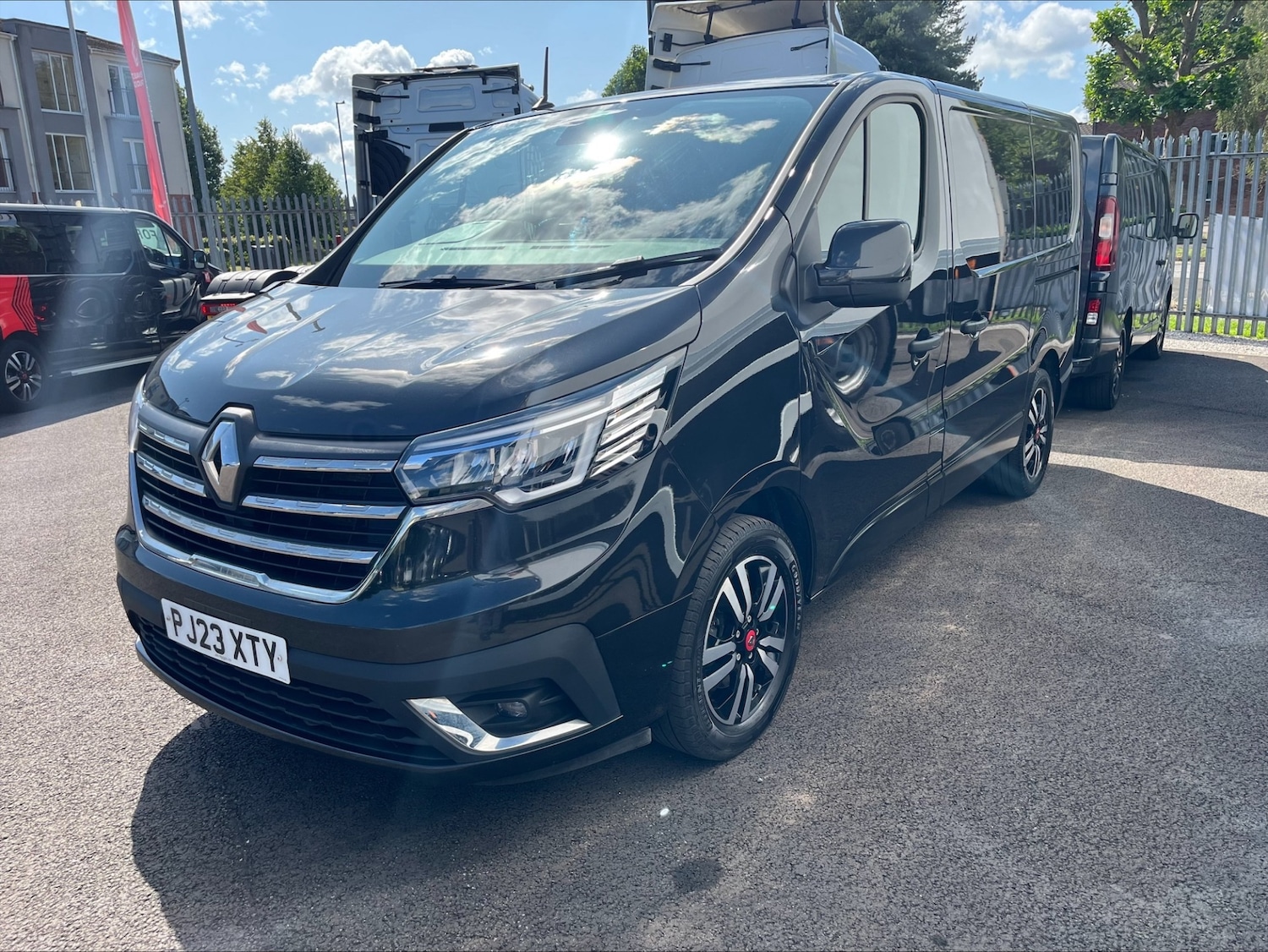 Used Renault Trafic 2023 for sale - 77023224: Photo 5