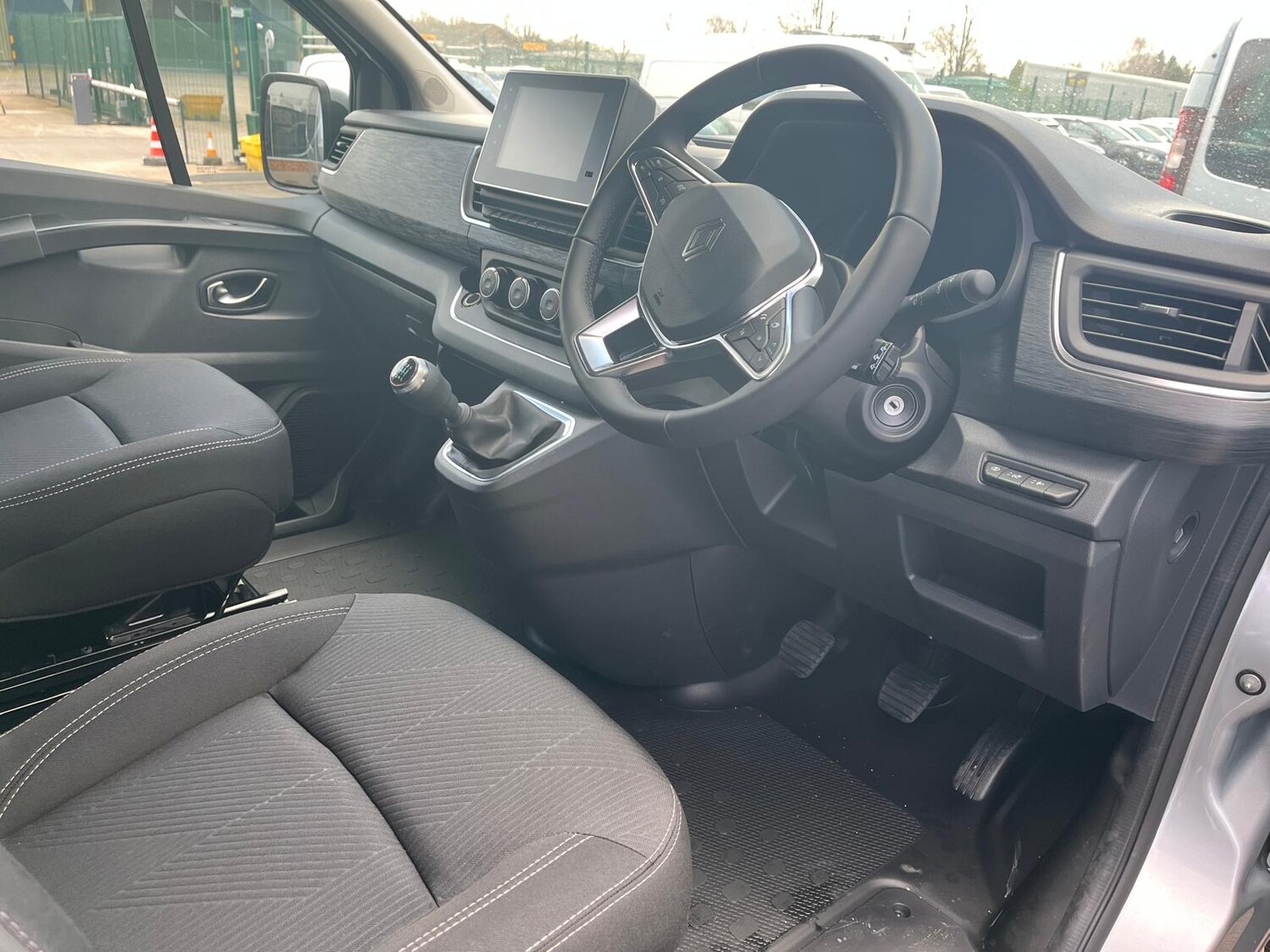 Used Renault Trafic 2025 for sale - 76316708: Photo 12