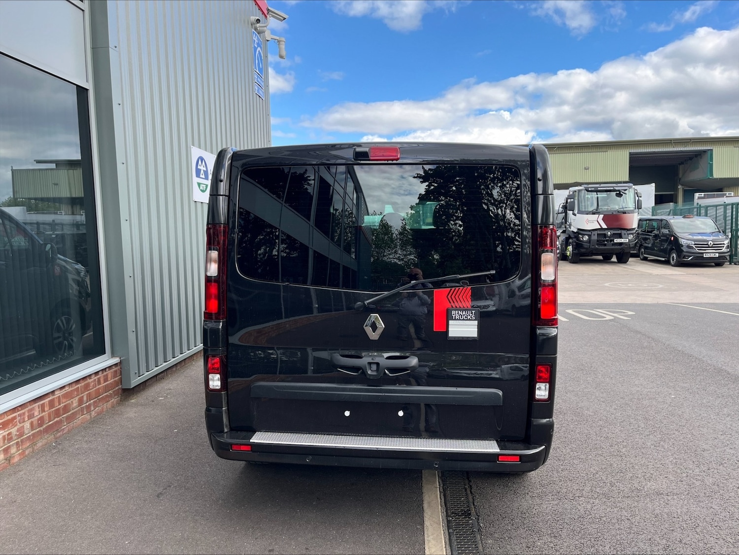 Used Renault Trafic for sale - 76492472: Photo 6