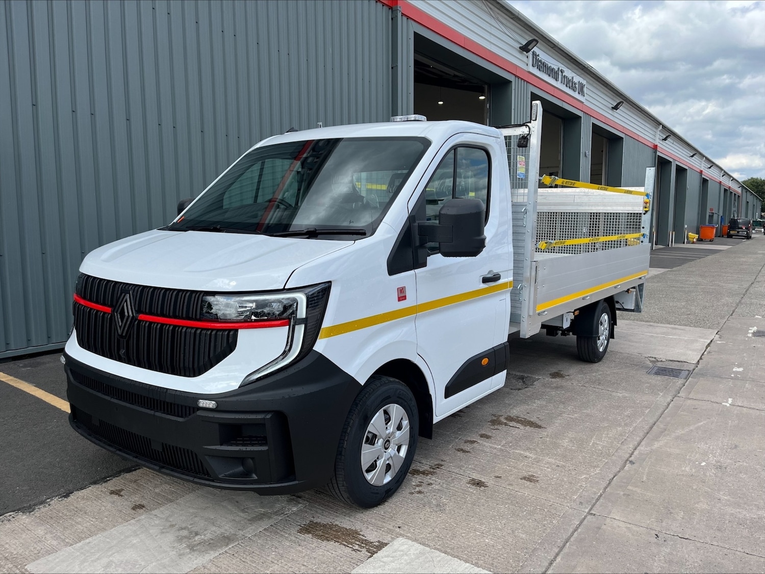 Used Renault Master 2025 for sale - 76367034: Photo 2
