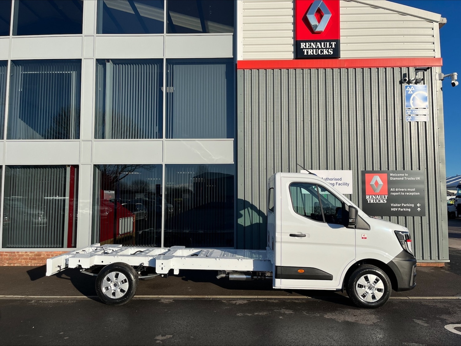 Used Renault Master 2025 for sale - 75117834: Photo 2