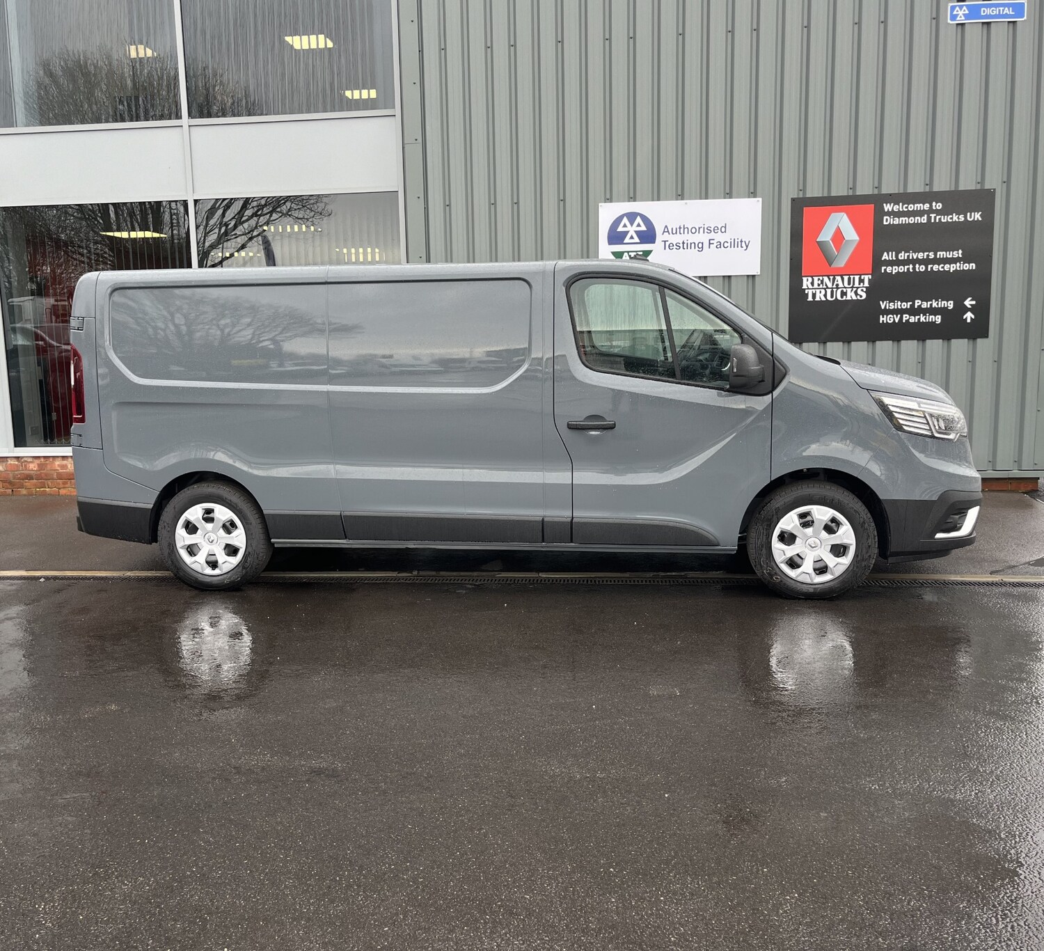 Used Renault Trafic 2025 for sale - 76035726: Photo 4