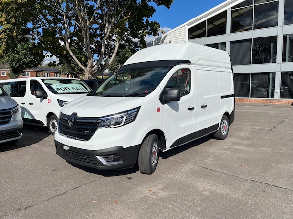 Used Renault Trafic 2025 for sale - 76067321: Photo 2