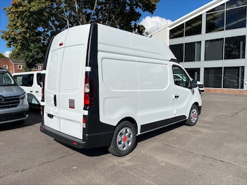 Used Renault Trafic 2025 for sale - 76067321: Photo