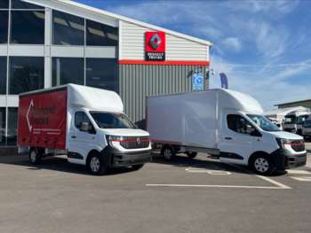 Used Renault Trucks UK Master 2025 for sale - 74164413: Photo