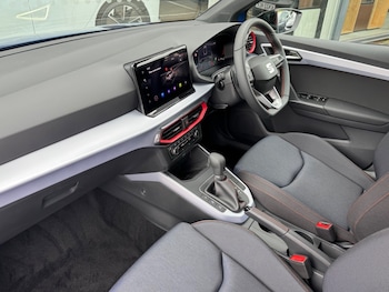 Used SEAT Arona 2025 for sale - 75355259: Photo