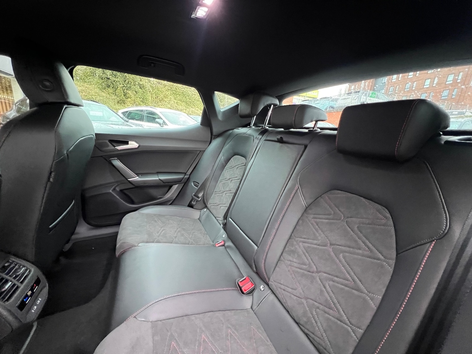 Used SEAT Leon for sale - 76873761: Photo 8