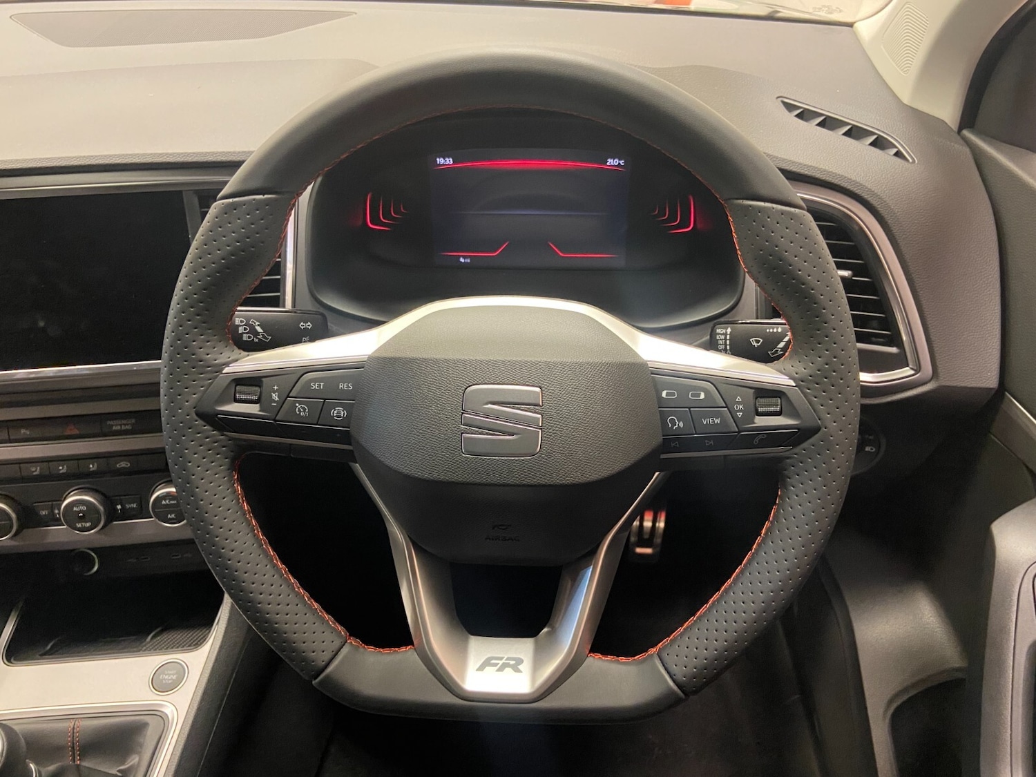 Used SEAT Ateca 2024 for sale - 76428200: Photo 19