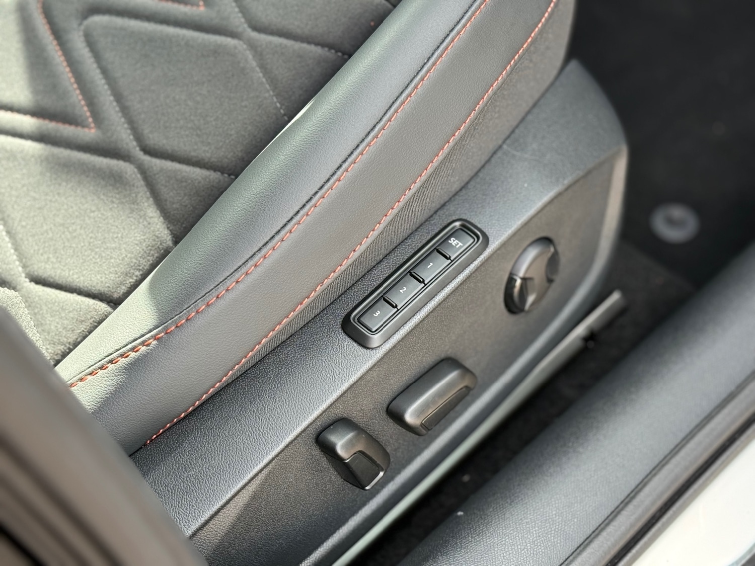 Used SEAT Leon 2024 for sale - 77552321: Photo 19