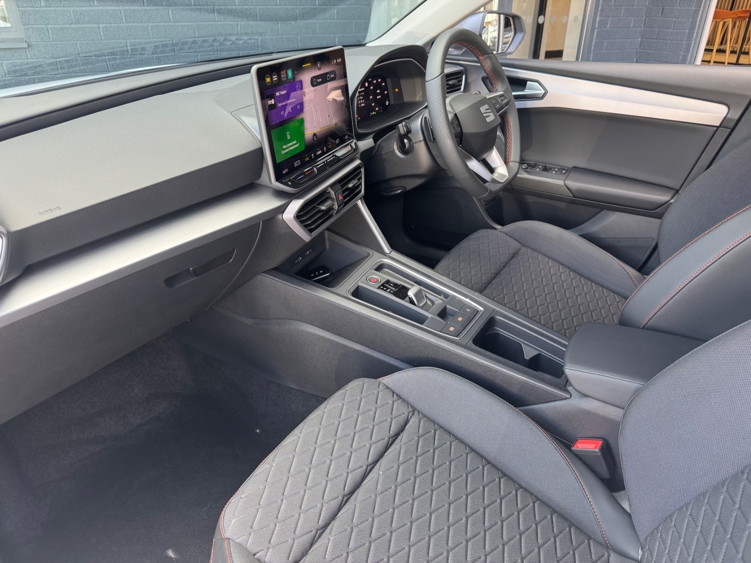 Used SEAT Leon 2025 for sale - 76869359: Photo 3