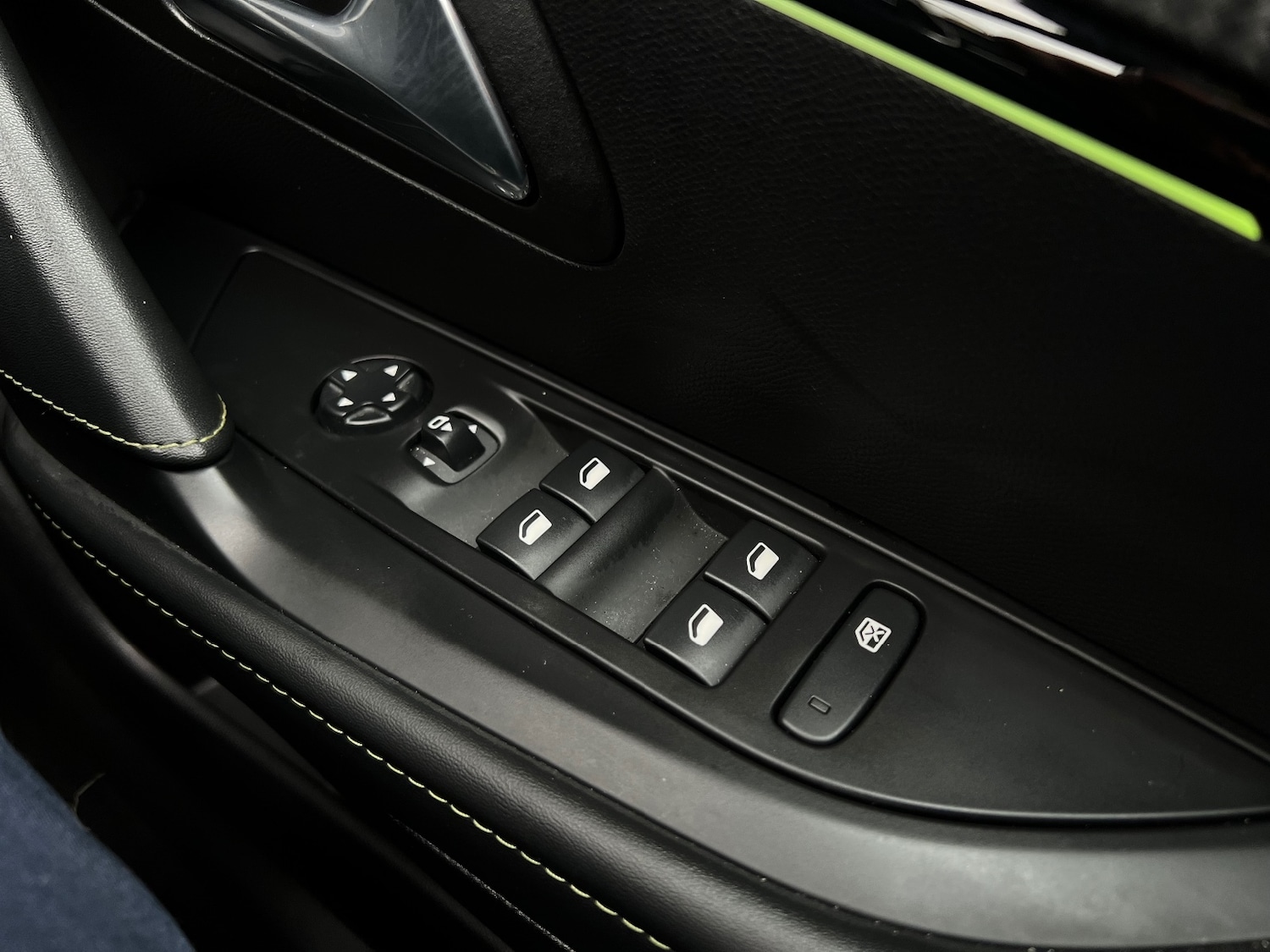 Used Peugeot 208 2022 for sale - 77995115: Photo 39