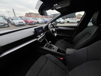 Used SEAT Leon 2022 for sale - 76124459: Photo 2