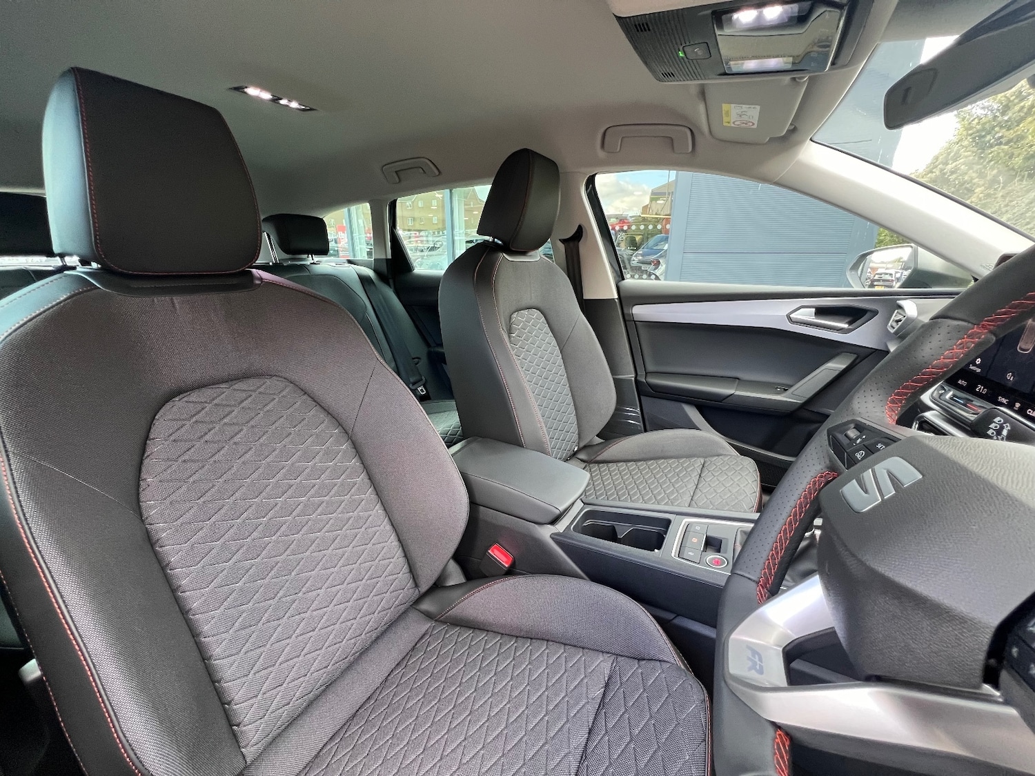 Used SEAT Leon 2024 for sale - 76868983: Photo 53