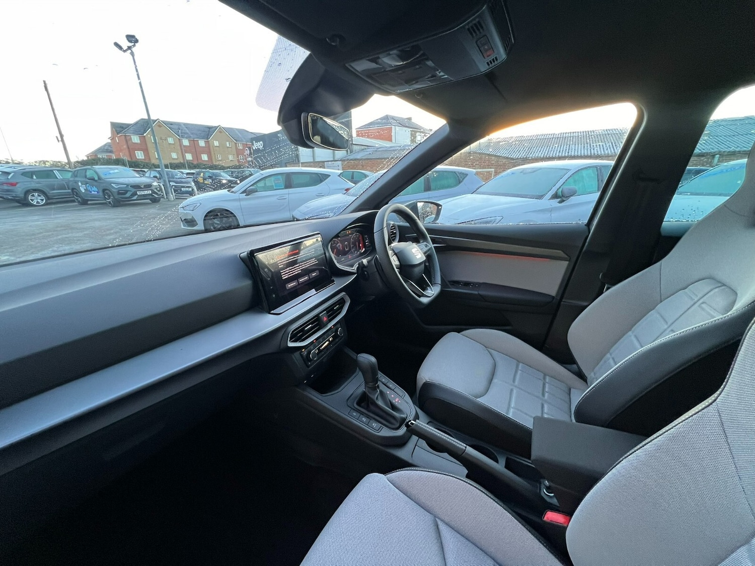 Used SEAT Arona for sale - 77133965: Photo 2