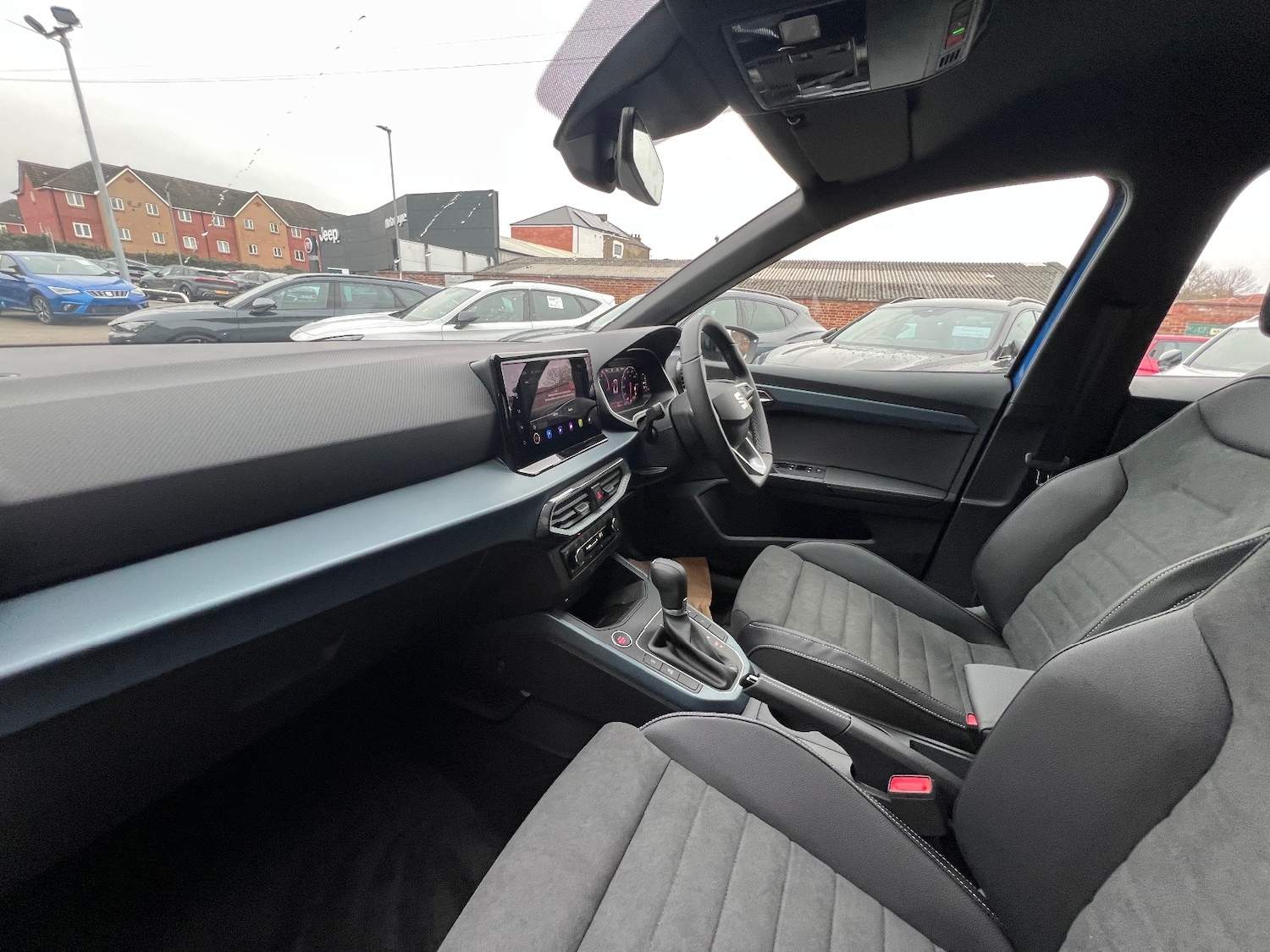 Used SEAT Arona 2025 for sale - 76868738: Photo 2