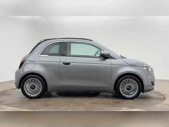 Used Fiat 500 2023 for sale - 77855630: Photo