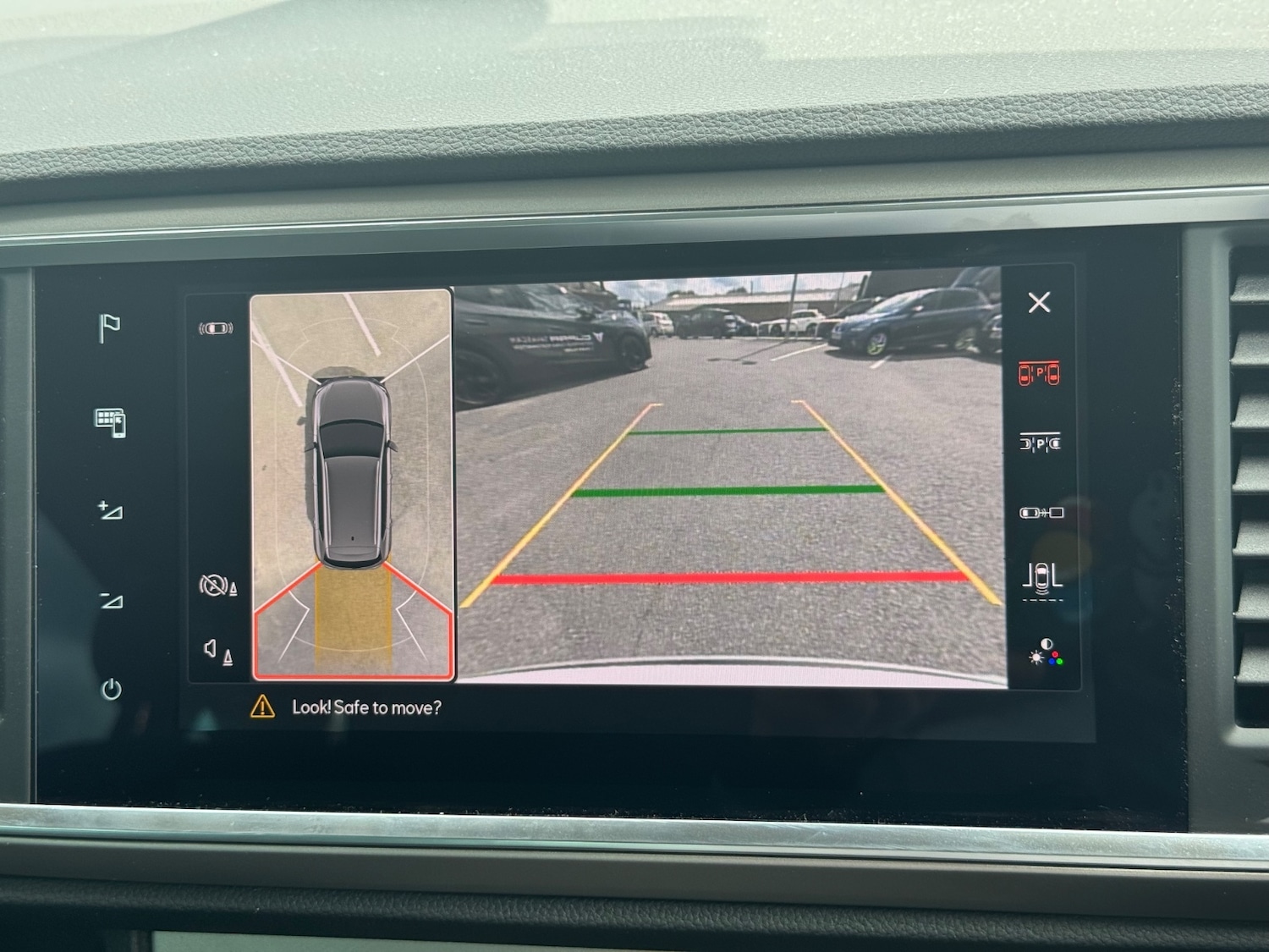 Used SEAT Ateca 2025 for sale - 76868246: Photo 30