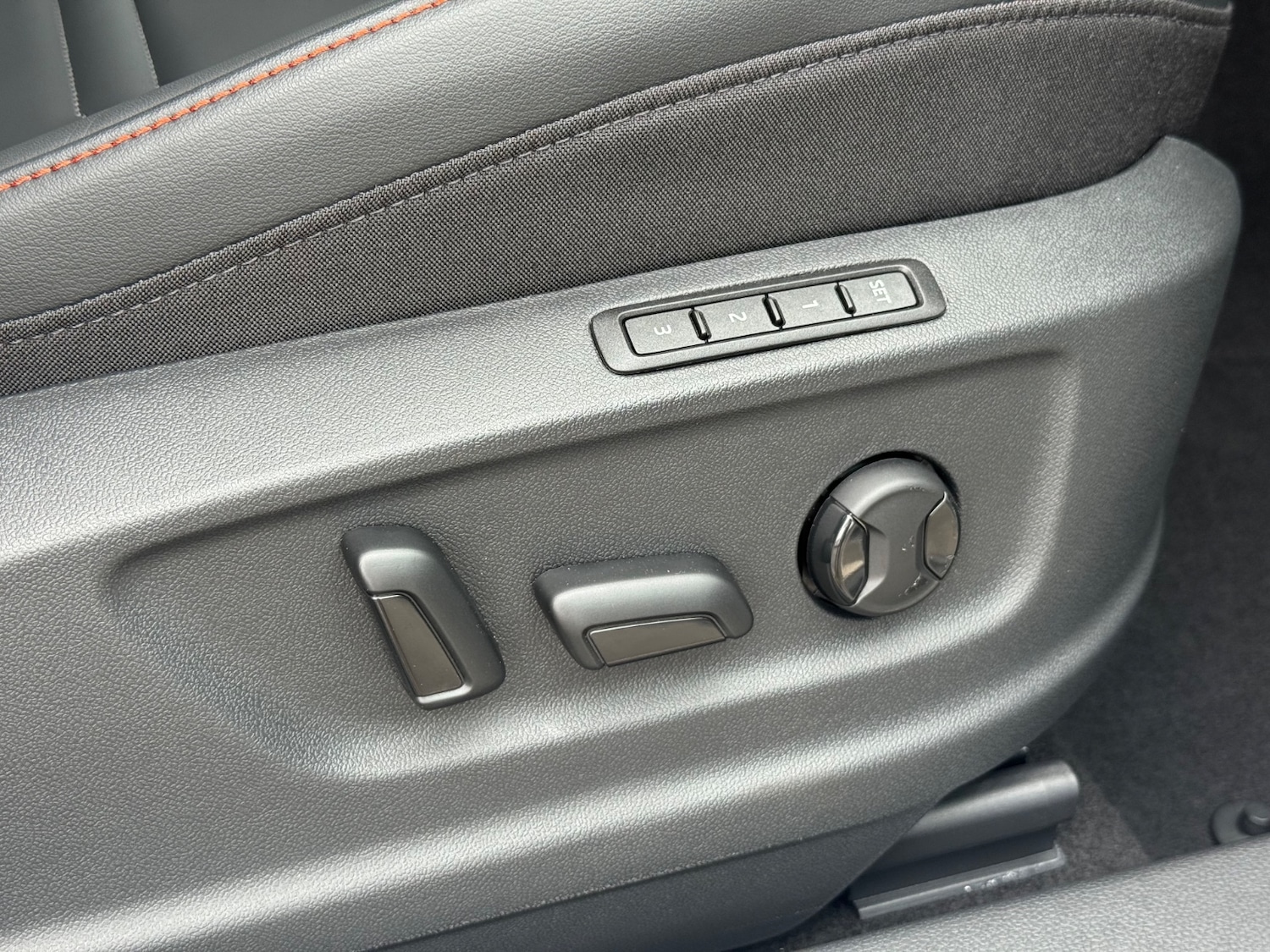 Used SEAT Ateca 2025 for sale - 76869351: Photo 33