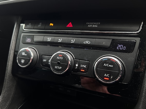 Used SEAT Leon 2019 for sale - 76241734: Photo 43