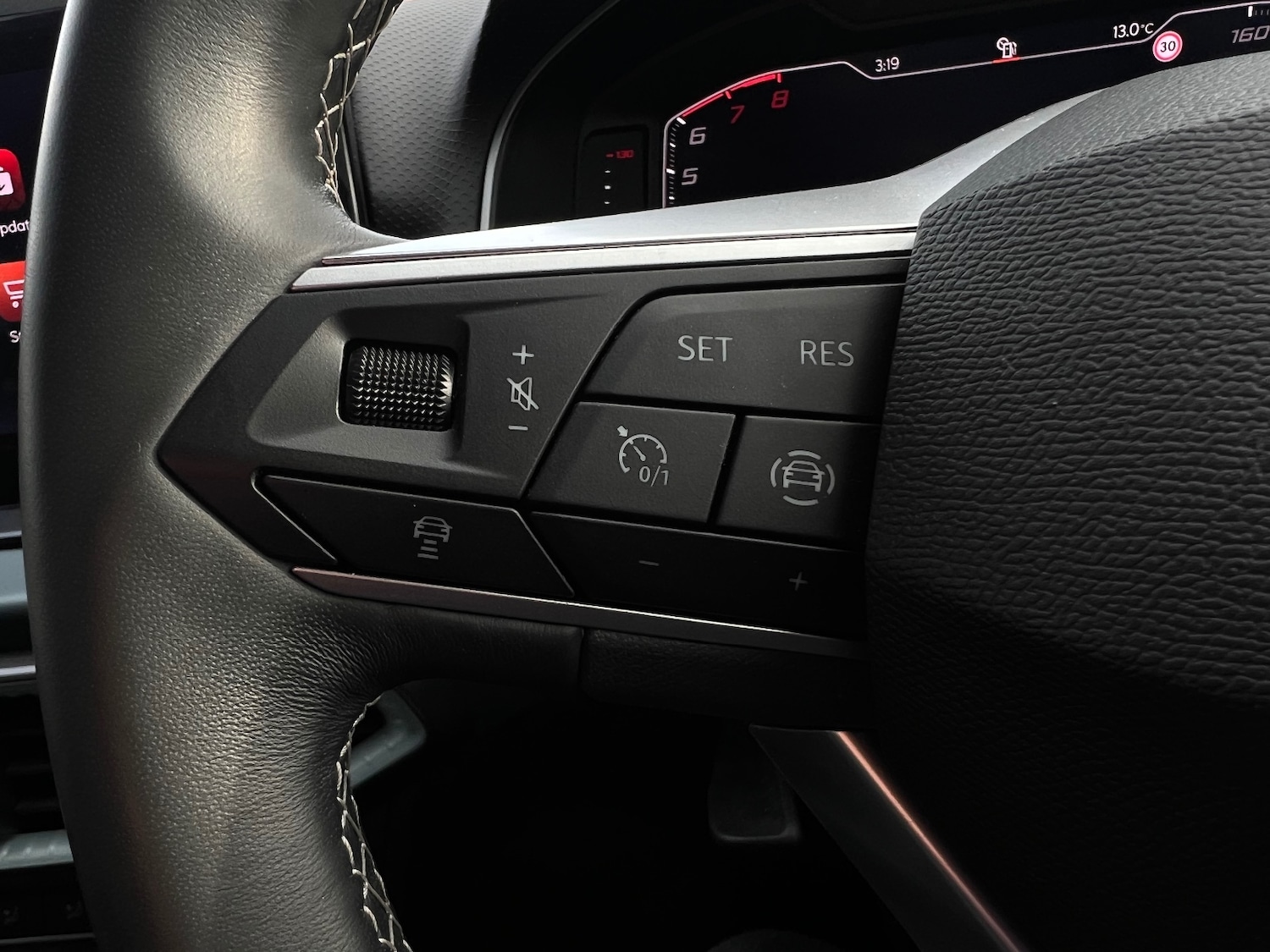 Used SEAT Arona 2024 for sale - 76868915: Photo 14