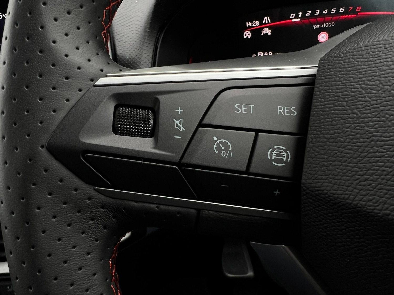 Used SEAT Arona for sale - 76622209: Photo 24