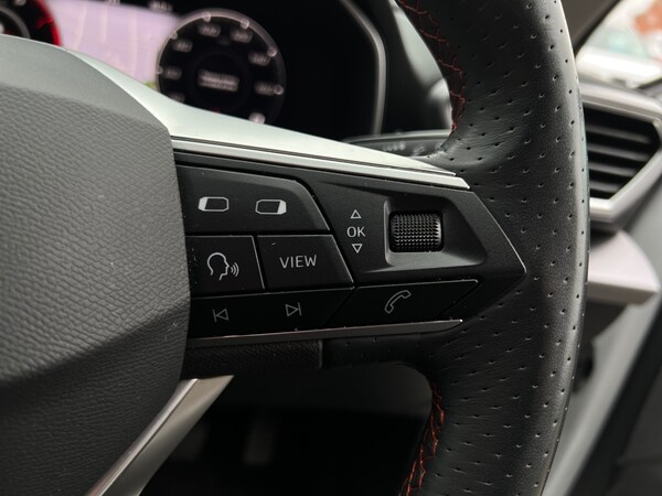 Used SEAT Leon 2023 for sale - 75758899: Photo 32