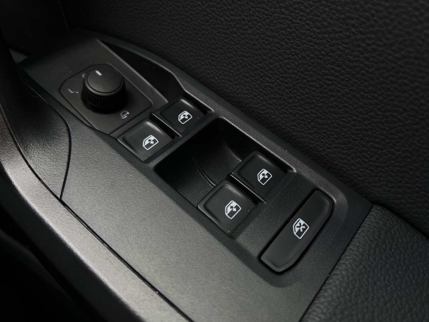 Used SEAT Arona 2024 for sale - 75943231: Photo 41