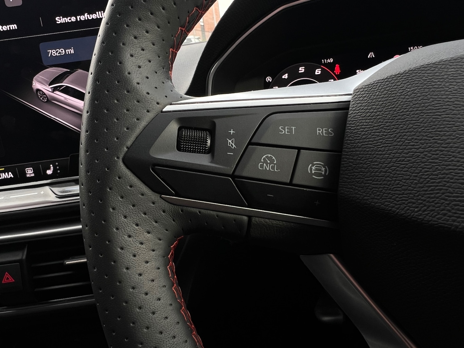 Used SEAT Leon 2025 for sale - 76869356: Photo 12