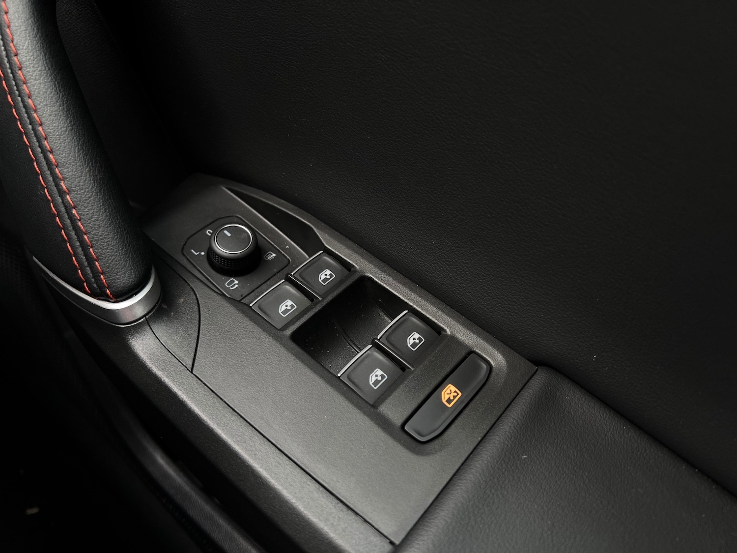 Used SEAT Leon 2025 for sale - 76869356: Photo 14