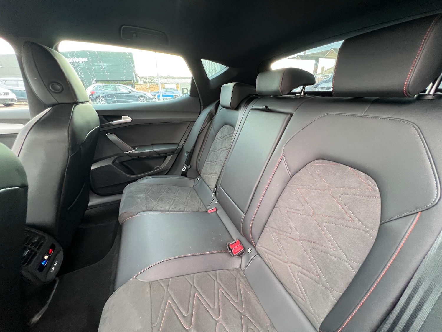 Used SEAT Leon 2025 for sale - 76869356: Photo 28