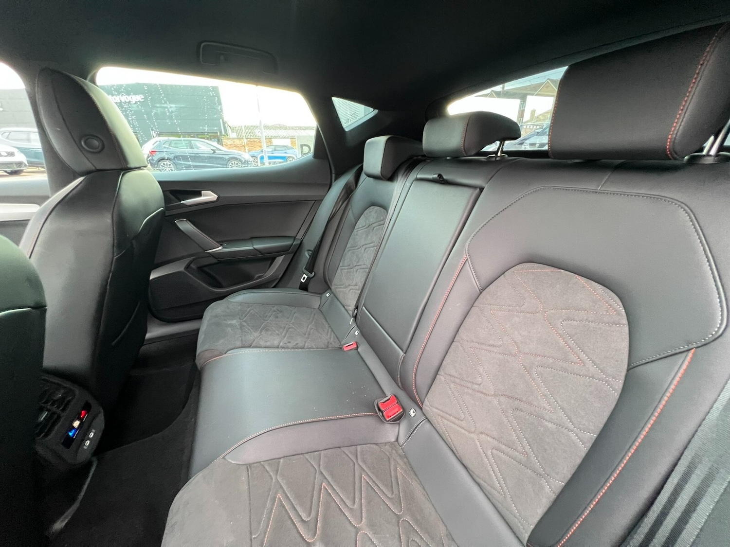 Used SEAT Leon 2025 for sale - 76869356: Photo 47