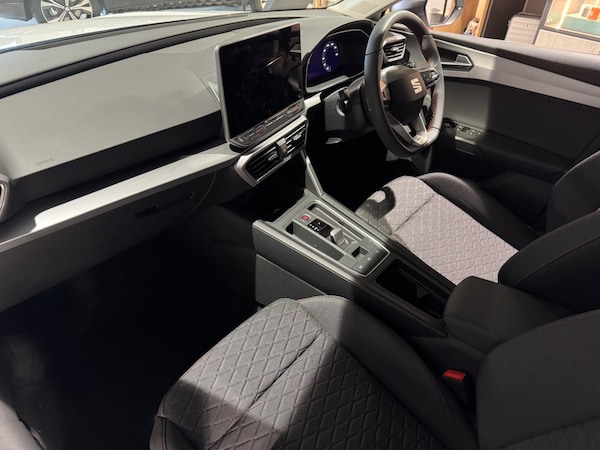 Used SEAT Leon 2025 for sale - 75355367: Photo 10