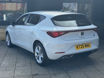 Used SEAT Leon 2025 for sale - 75355367: Photo