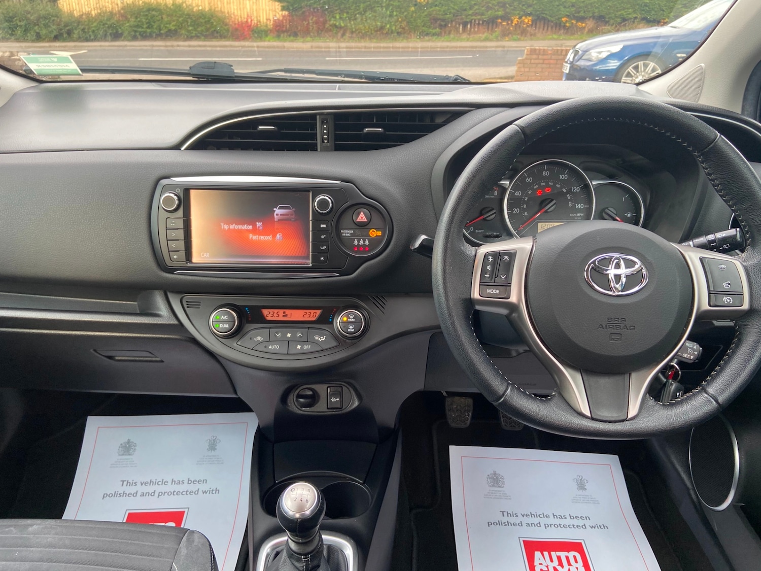 Used Toyota Yaris 2014 for sale - 61547324: Photo 17