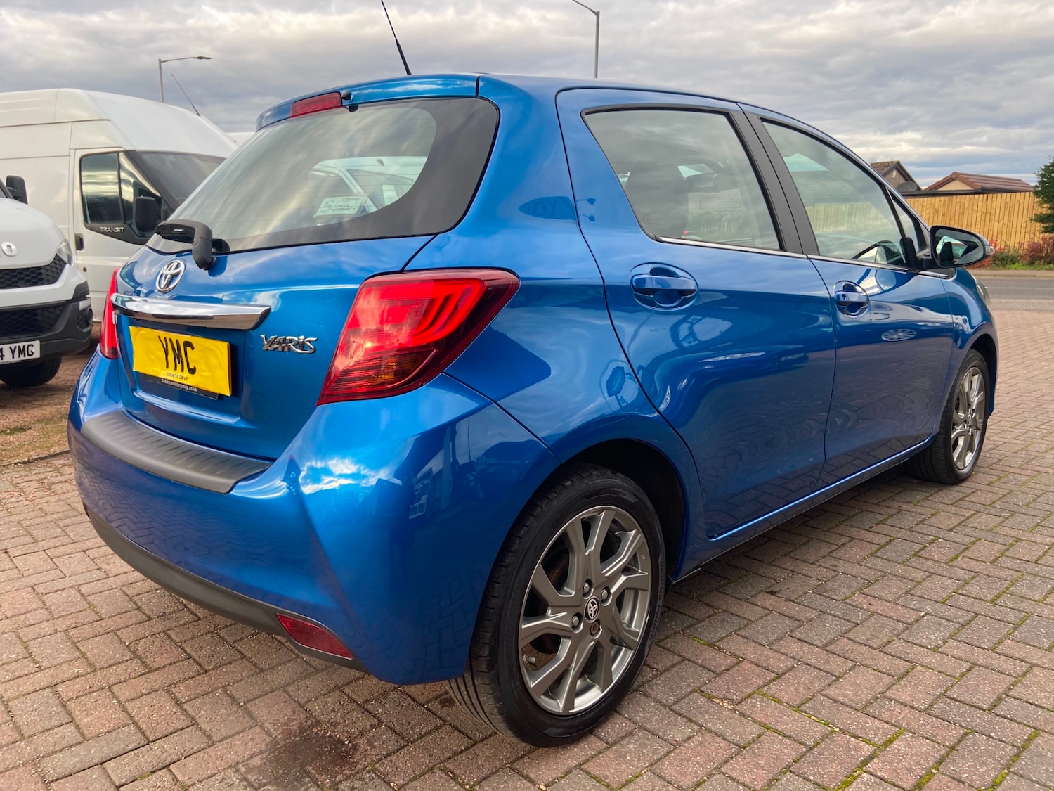 Used Toyota Yaris 2014 for sale - 61547324: Photo 5
